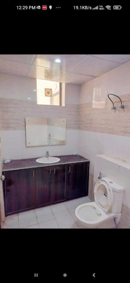 Hotel Oyo White House Noida Exteriér fotografie