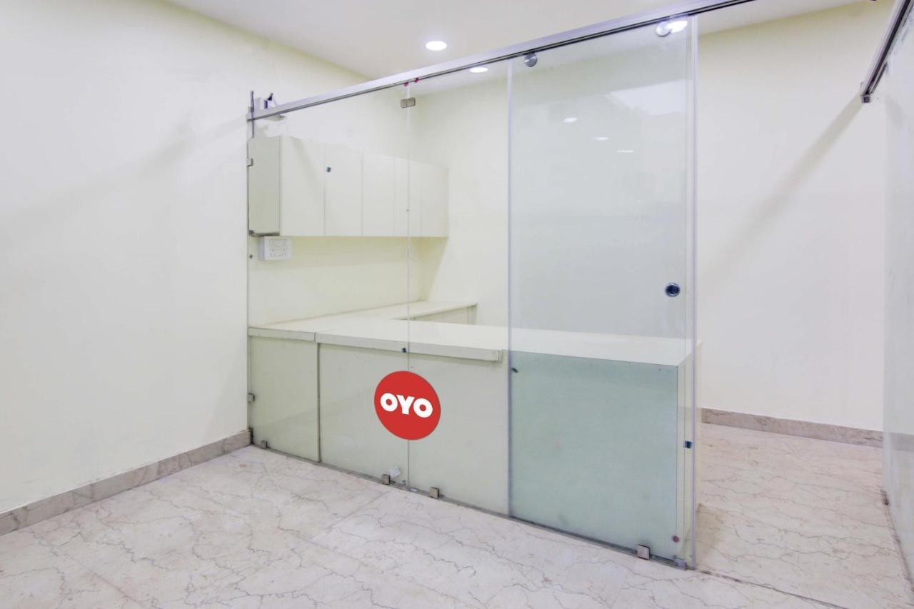 Hotel Oyo White House Noida Exteriér fotografie