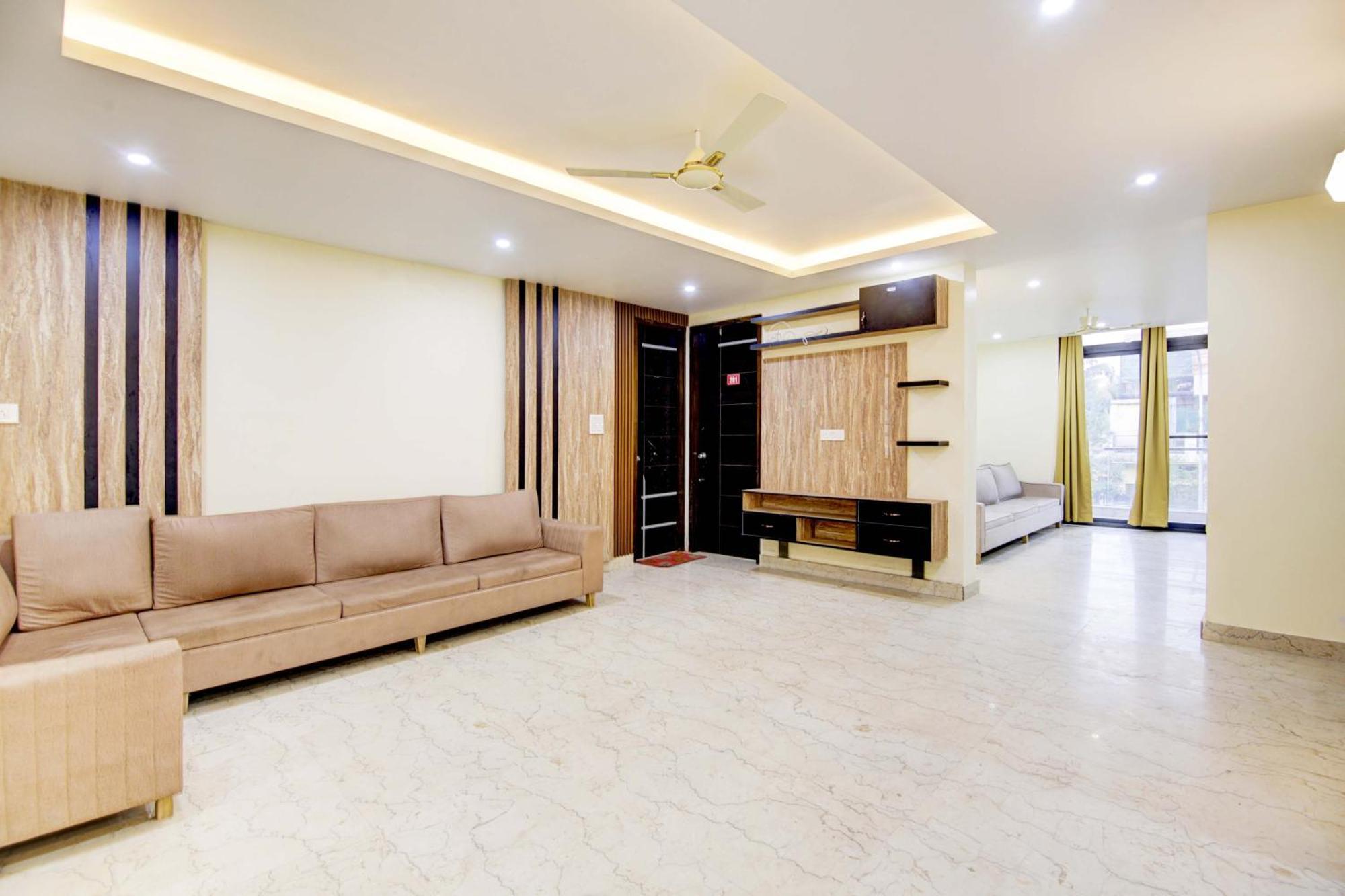 Hotel Oyo White House Noida Exteriér fotografie