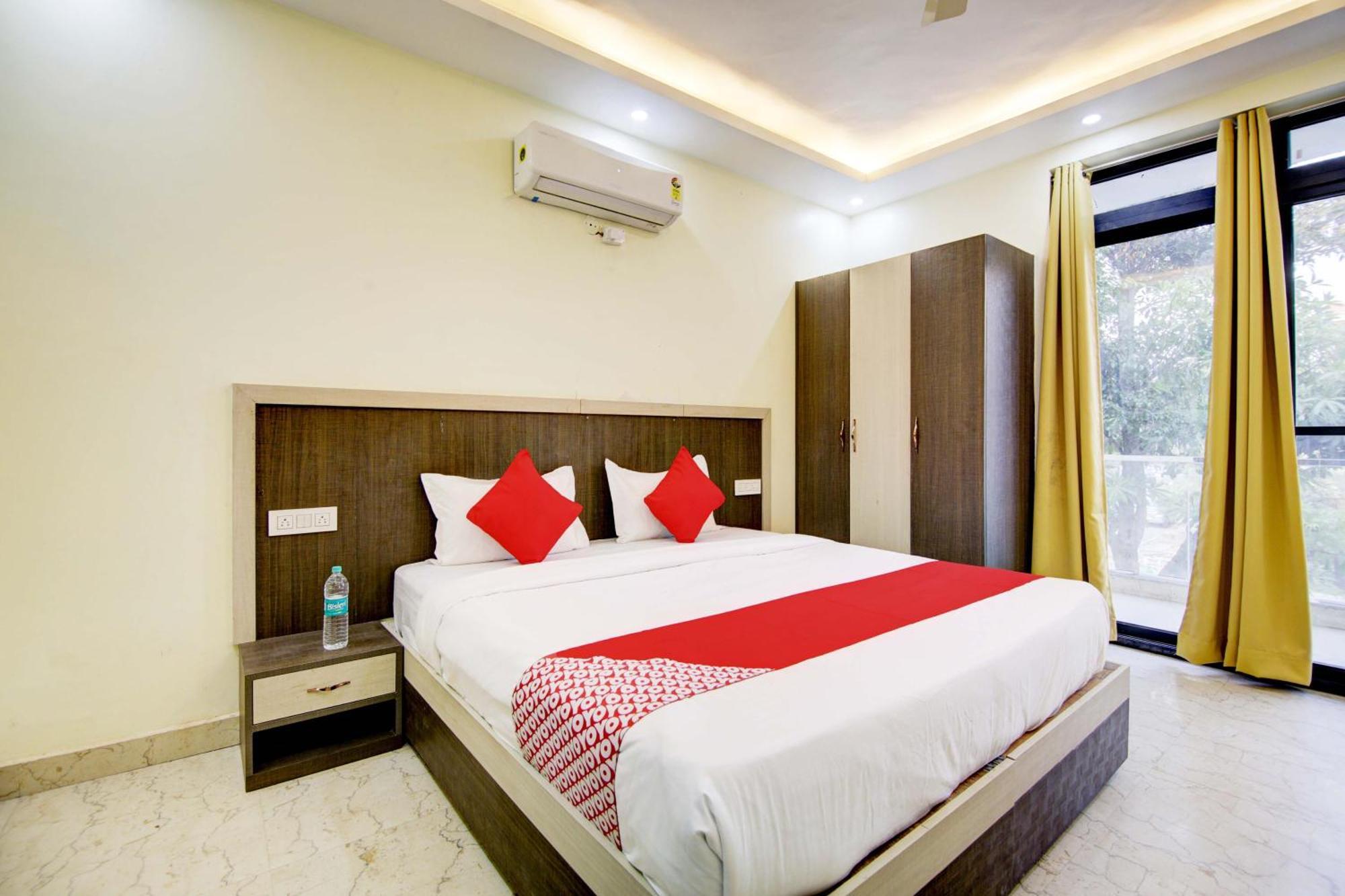 Hotel Oyo White House Noida Exteriér fotografie